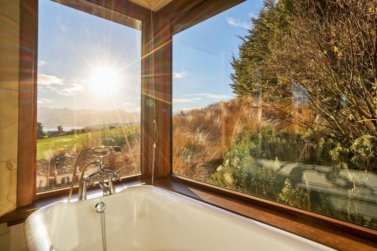 Cabot Lodge - Fiordland National Park Манапури Екстериор снимка