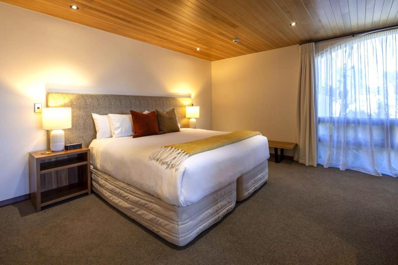 Cabot Lodge - Fiordland National Park Манапури Екстериор снимка