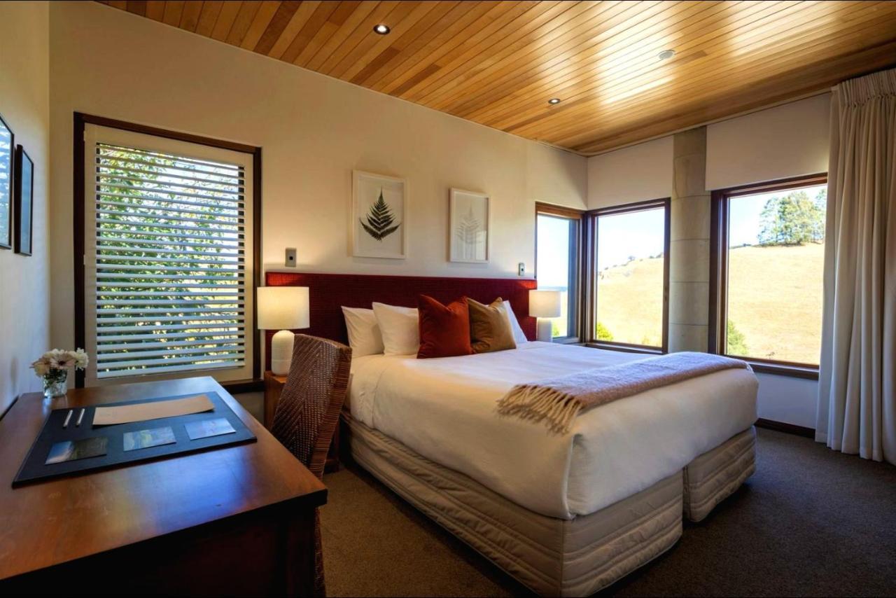 Cabot Lodge - Fiordland National Park Манапури Екстериор снимка