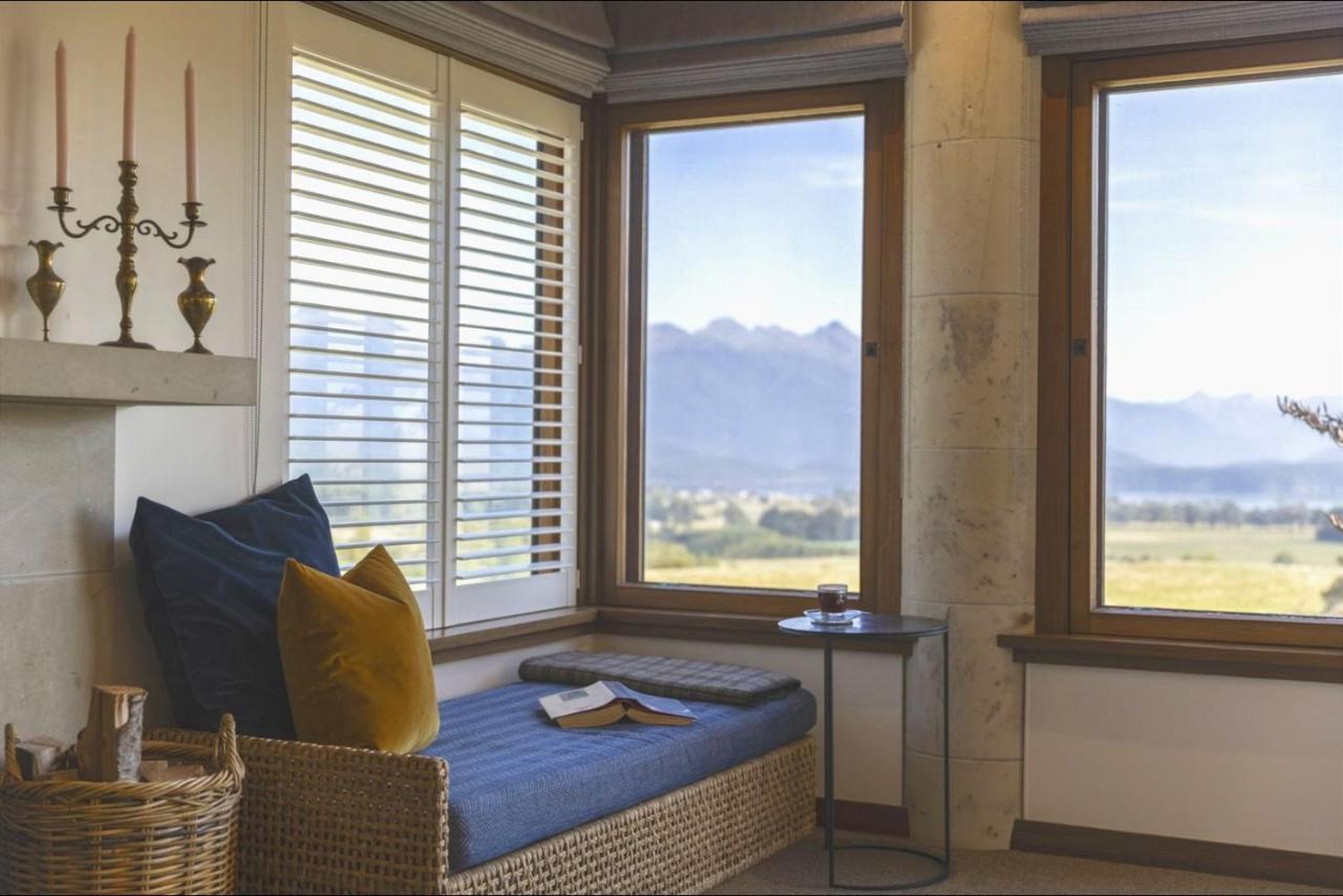 Cabot Lodge - Fiordland National Park Манапури Екстериор снимка