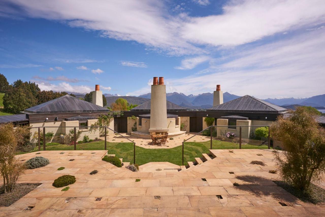 Cabot Lodge - Fiordland National Park Манапури Екстериор снимка